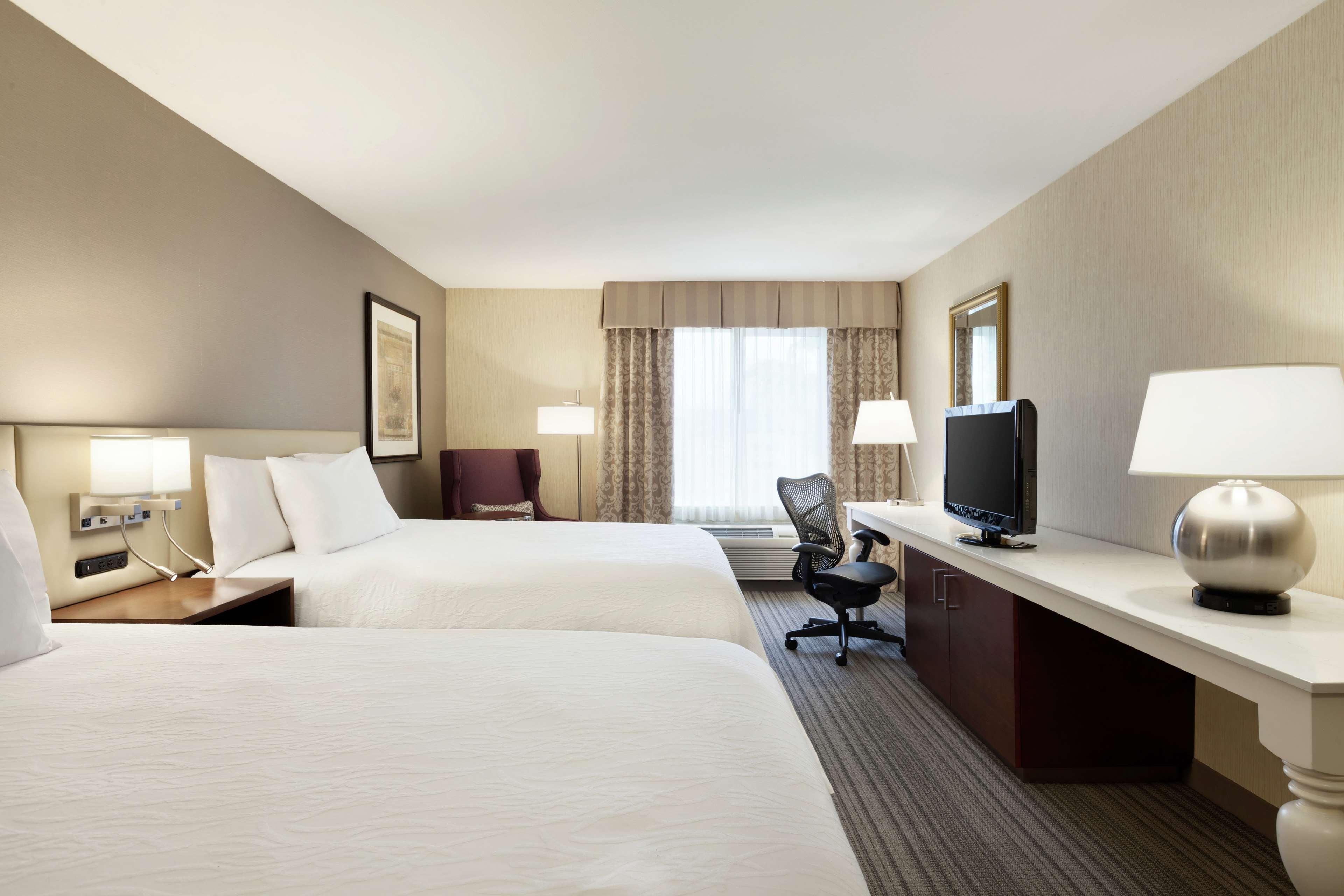 Hilton Garden Inn Gilroy Bagian luar foto