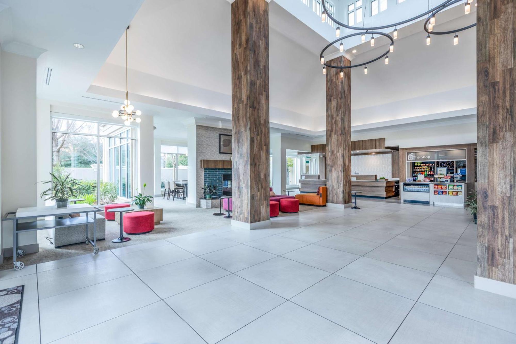 Hilton Garden Inn Gilroy Bagian luar foto