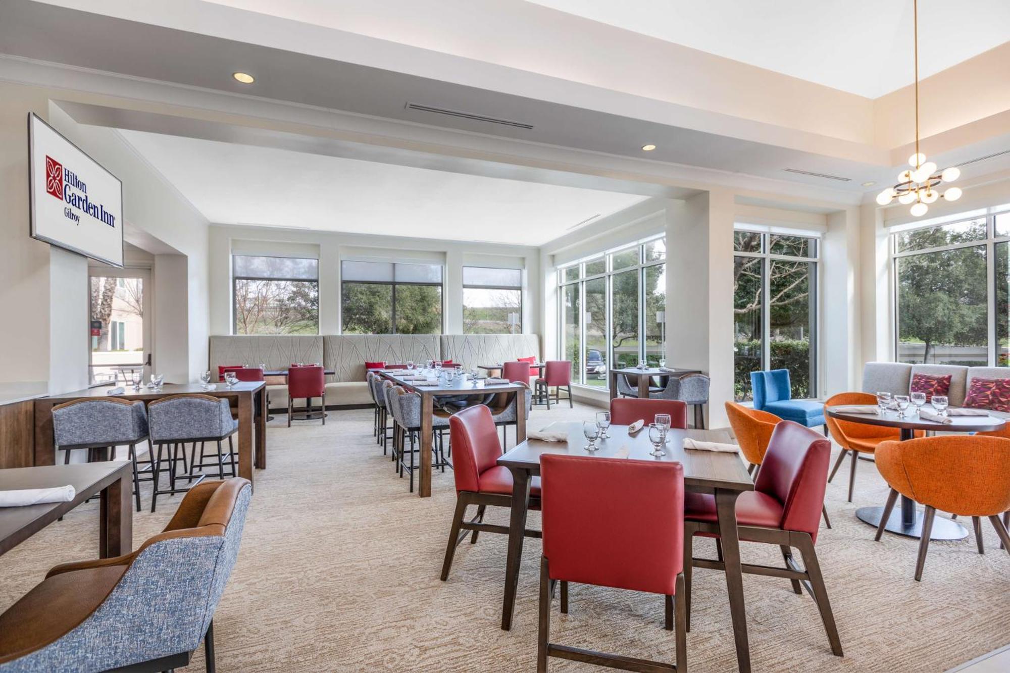 Hilton Garden Inn Gilroy Bagian luar foto
