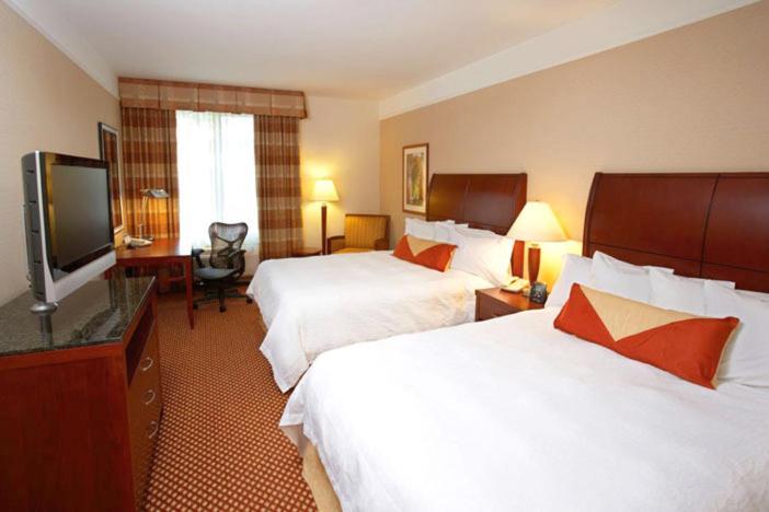 Hilton Garden Inn Gilroy Bagian luar foto